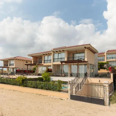 Coral Luxury Villas Magnolia