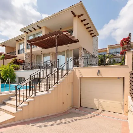 Coral Luxury Villas Magnolia Луксозна вила *